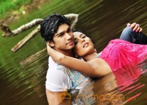 Marumugam Movie hot Stills photo 6