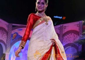 Models Saree Fashion Show Photos photo 10