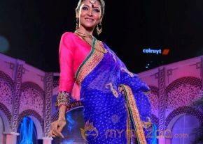 Models Saree Fashion Show Photos photo 17