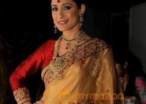 Models Saree Fashion Show Photos photo 8