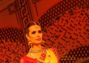 Models Saree Fashion Show Photos photo 14