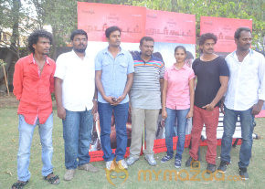Moodar Koodam Movie Press Meet  photo 31