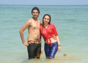 Naalu Perum Romba Nallavanga Movie photo 20