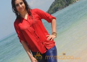 Naalu Perum Romba Nallavanga Movie photo 21