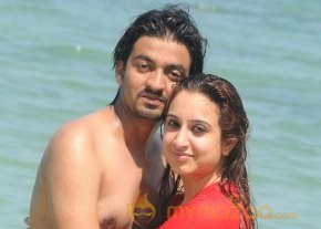 Naalu Perum Romba Nallavanga Movie photo 16