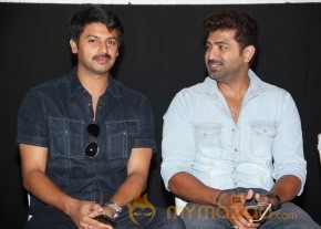 Naan Sigappu Manithan Movie Audio launch photo 16
