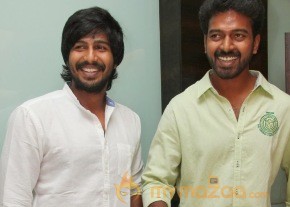 Naan Sigappu Manithan Movie Audio launch photo 32