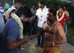 Naan Sigappu Manithan Movie Launch Photos photo 39
