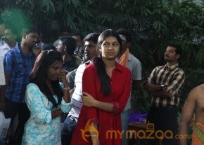 Naan Sigappu Manithan Movie Launch Photos photo 21