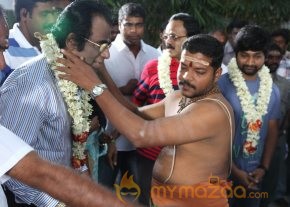 Naan Sigappu Manithan Movie Launch Photos photo 13