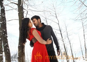 Naan Sigappu Manithan Movie Stills photo 15