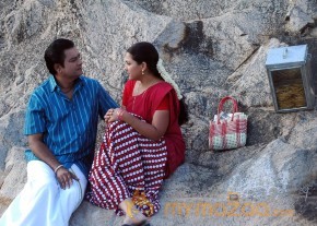 Naan Than Bala Movie New Stills photo 19