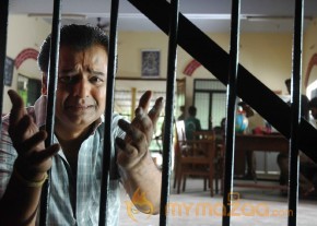 Naan Than Bala Movie New Stills photo 29