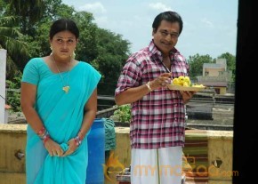 Naan Than Bala Movie New Stills photo 17