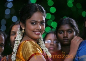 Nalanum Nandhinium Movie Stills photo 7