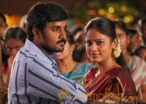 Nalanum Nandhinium Movie Stills photo 11