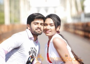 Nathikal Nanaivathillai Movie Latest Photos photo 4
