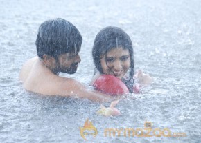 Nathikal Nanaivathillai Movie Latest Photos photo 14