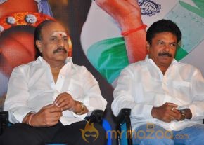 Nee En Uyire Movie Audio Launch Stills photo 30
