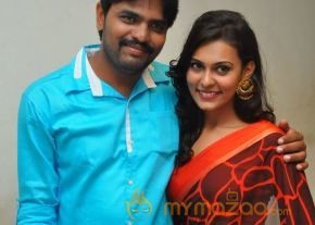 Nee En Uyire Movie Audio Launch Stills photo 98