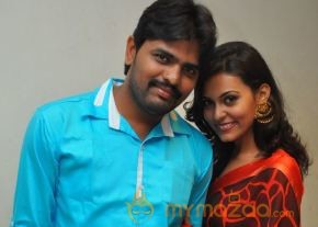 Nee En Uyire Movie Audio Launch Stills photo 83