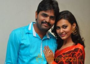 Nee En Uyire Movie Audio Launch Stills photo 21