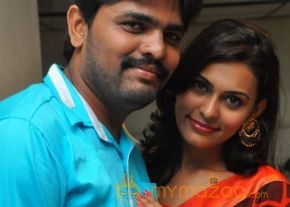 Nee En Uyire Movie Audio Launch Stills photo 72