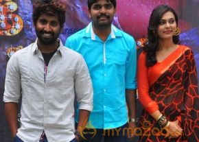 Nee En Uyire Movie Audio Launch Stills photo 24