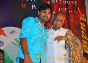Nee En Uyire Movie Audio Launch Stills photo 74