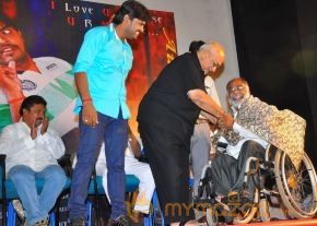 Nee En Uyire Movie Audio Launch Stills photo 108