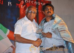 Nee En Uyire Movie Audio Launch Stills photo 71