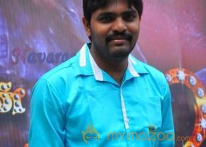 Nee En Uyire Movie Audio Launch Stills photo 2