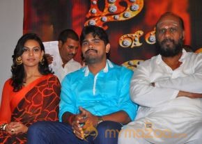 Nee En Uyire Movie Audio Launch Stills photo 49