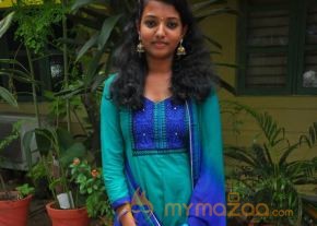 Nee En Uyire Movie Audio Launch Stills photo 61