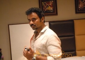 Ner Ethir Tamil Movie Stills photo 3