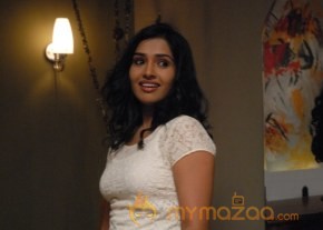 Ner Ethir Tamil Movie Stills photo 4