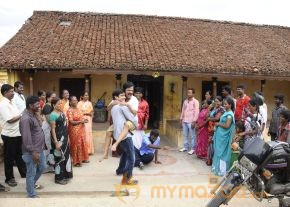 Nilaavukku 2 Seattu Movie Stills photo 17