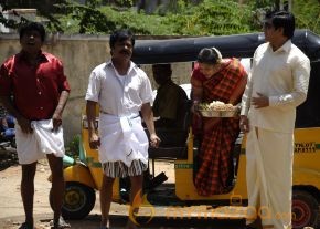 Nilaavukku 2 Seattu Movie Stills photo 31