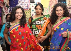 NNF Team Launches Styles N Weaves Expo photo 8