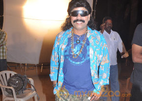 Onbathula Guru Movie Onlocation Stills photo 17