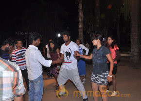Onbathula Guru Movie Onlocation Stills photo 24