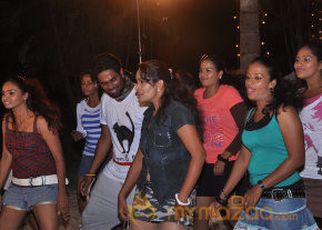 Onbathula Guru Movie Onlocation Stills photo 31
