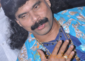 Onbathula Guru Movie Onlocation Stills photo 26