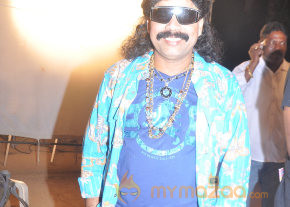 Onbathula Guru Movie Onlocation Stills photo 25
