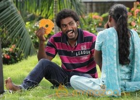 Oru Modhal Oru Kadhal Movie Stills photo 26