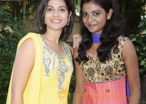 Ovvoru Nanbanum Thevai Machan Press Meet photo 50