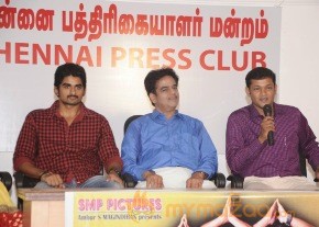 Ovvoru Nanbanum Thevai Machan Press Meet photo 44