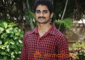 Ovvoru Nanbanum Thevai Machan Press Meet photo 9