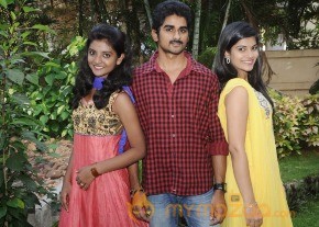 Ovvoru Nanbanum Thevai Machan Press Meet photo 27