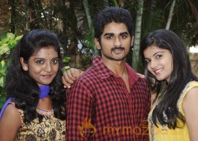 Ovvoru Nanbanum Thevai Machan Press Meet photo 60